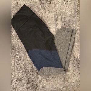 Outdoor Voices Color block Leggings Size M